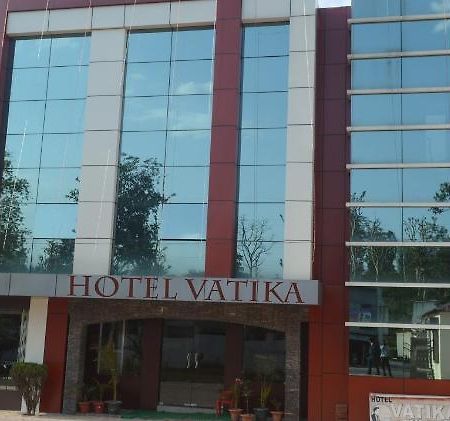 Hotel Vatika Dalhousie Exteriör bild